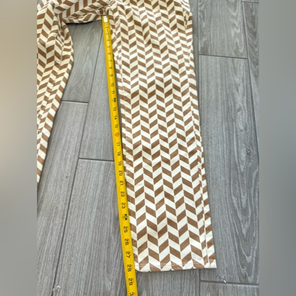 Pacsun|low rise straight checkered brown & white jeans, size 27•••Trendy & cute - Picture 12 of 14